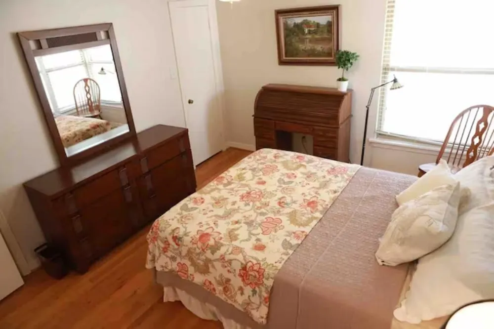 3708 Park Lane Dallas, TX 75220