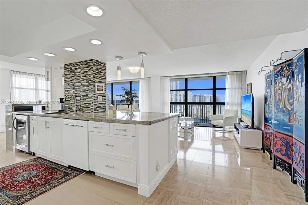 400 Leslie Dr #PH# 1110 Hallandale Beach, FL 33009