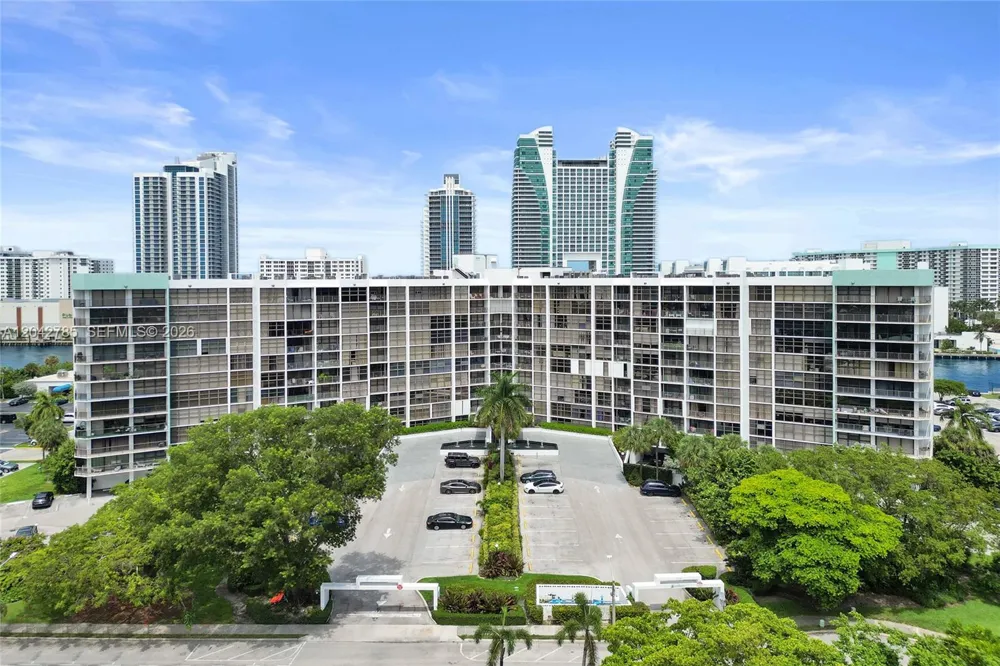 400 Leslie Dr #PH# 1110 Hallandale Beach, FL 33009