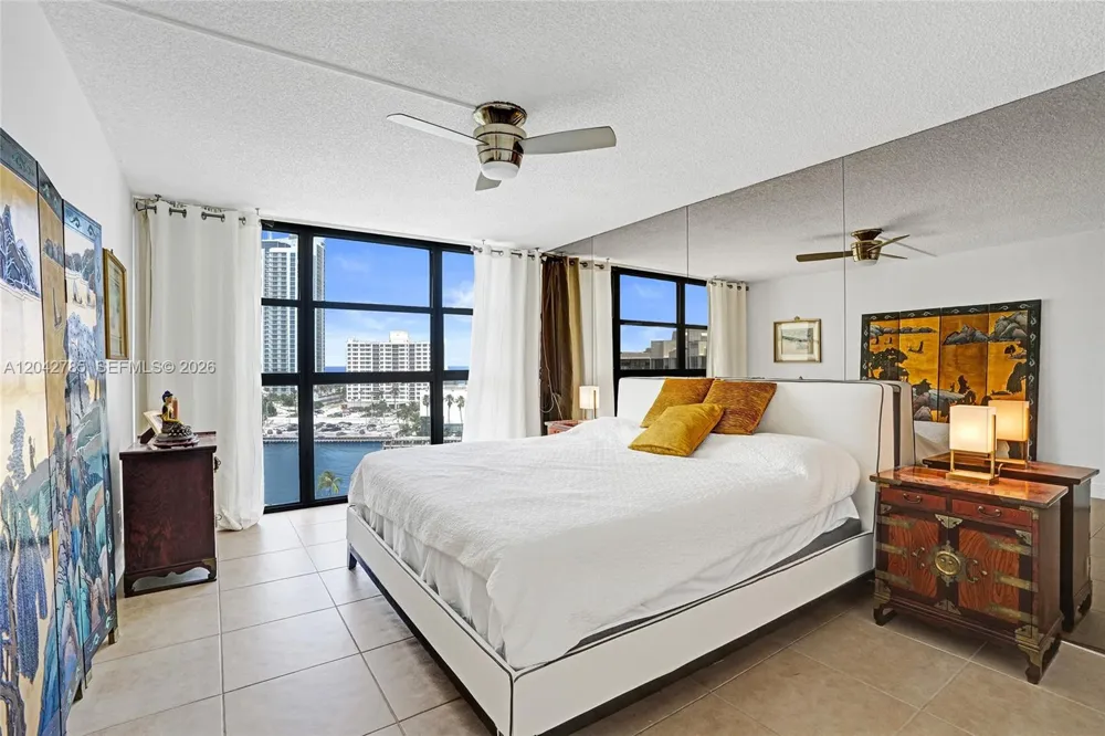 400 Leslie Dr #PH# 1110 Hallandale Beach, FL 33009