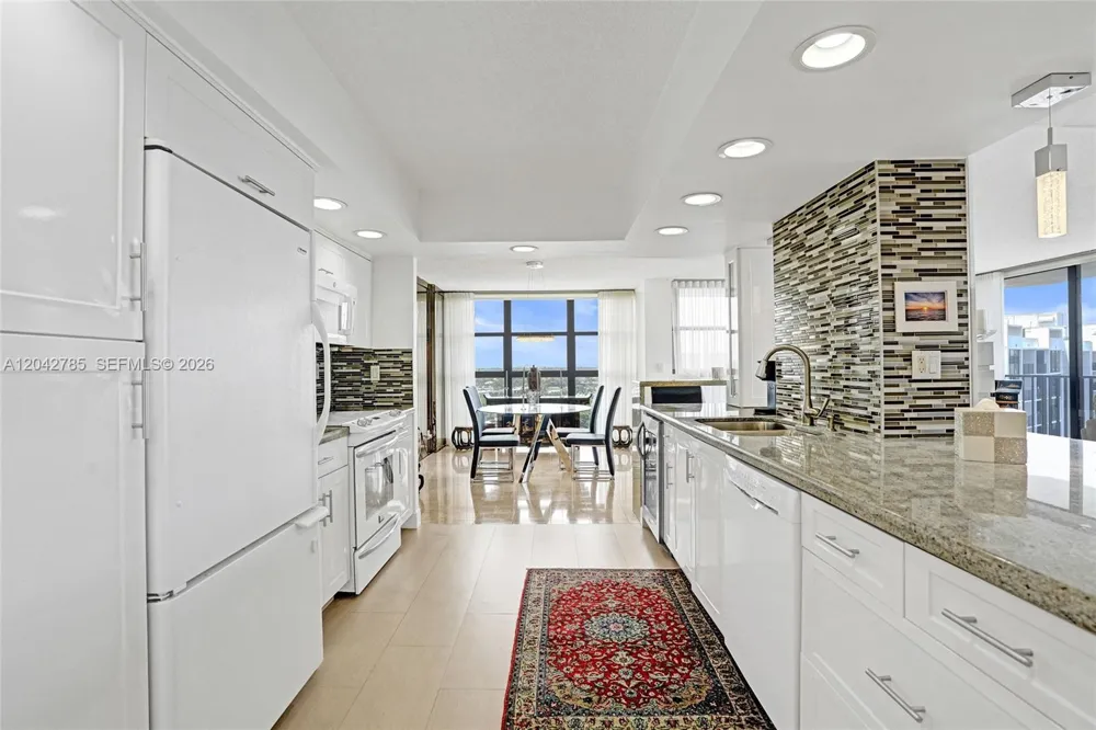 400 Leslie Dr #PH# 1110 Hallandale Beach, FL 33009