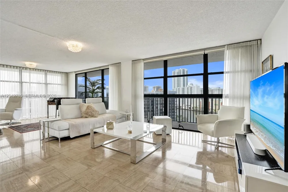 400 Leslie Dr #PH# 1110 Hallandale Beach, FL 33009
