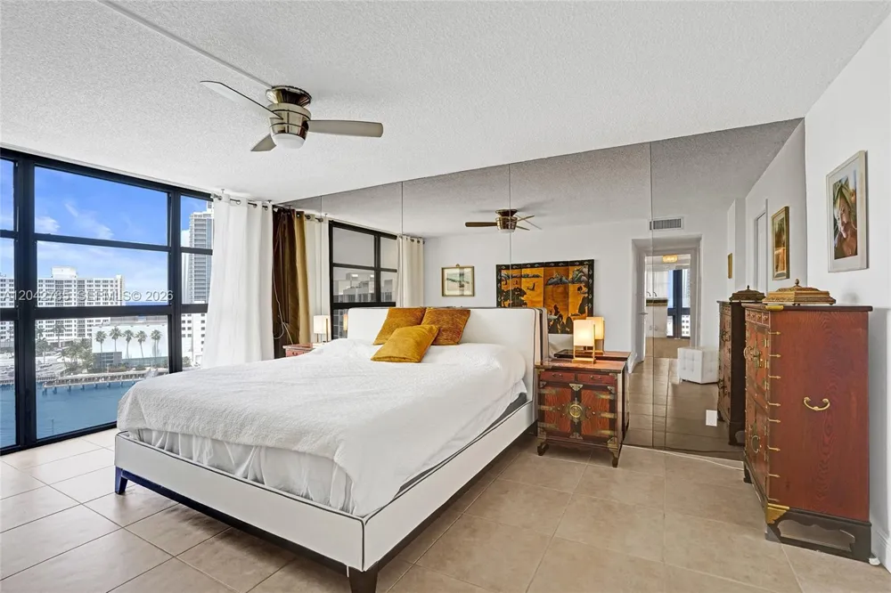 400 Leslie Dr #PH# 1110 Hallandale Beach, FL 33009