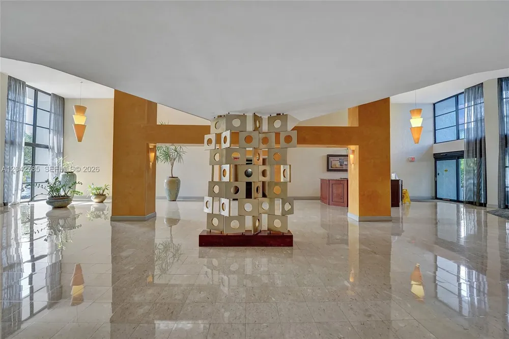 400 Leslie Dr #PH# 1110 Hallandale Beach, FL 33009