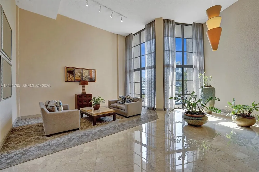 400 Leslie Dr #PH# 1110 Hallandale Beach, FL 33009