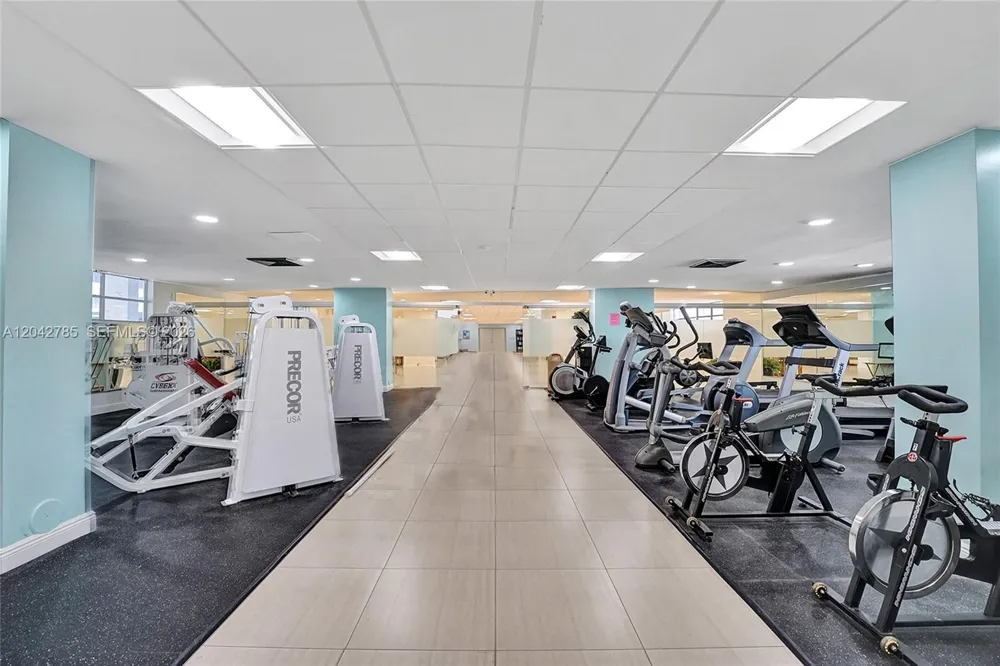 400 Leslie Dr #PH# 1110 Hallandale Beach, FL 33009