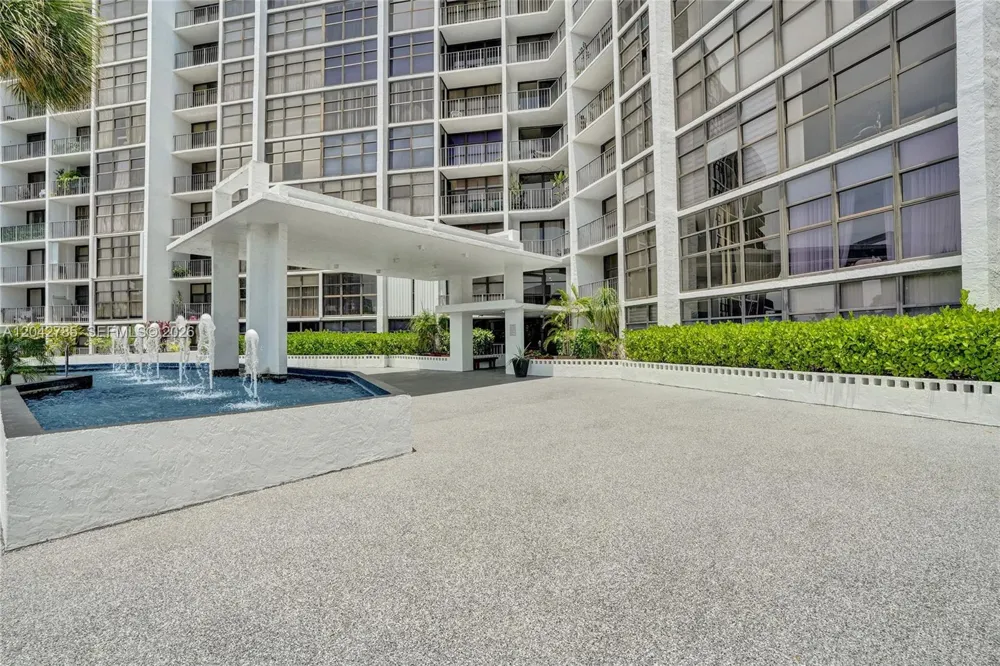 400 Leslie Dr #PH# 1110 Hallandale Beach, FL 33009
