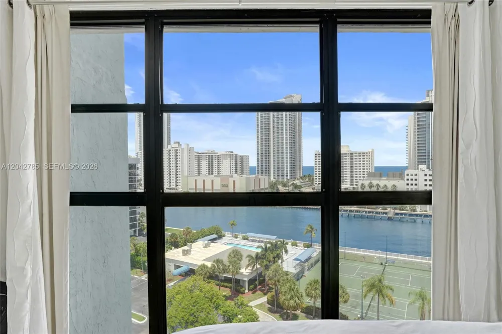 400 Leslie Dr #PH# 1110 Hallandale Beach, FL 33009