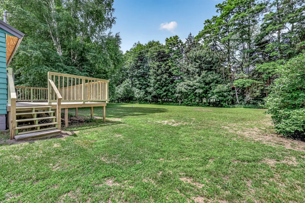2423 S 40th Avenue Benona Township, MI 49455