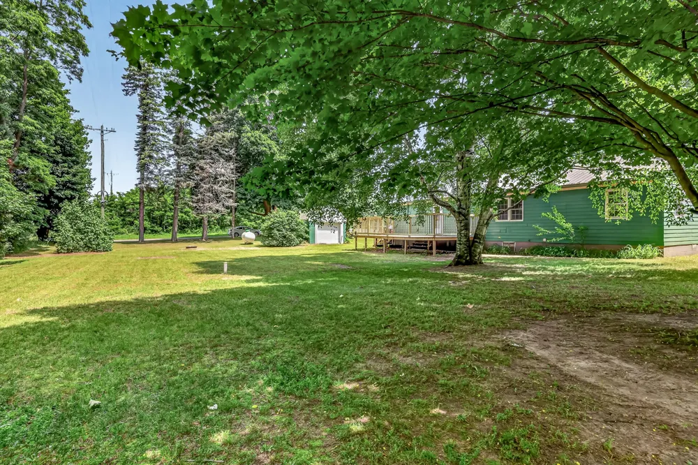 2423 S 40th Avenue Benona Township, MI 49455