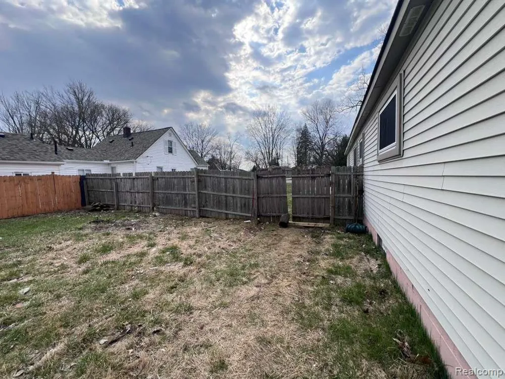 15163 Beech Daly Road Taylor City, MI 48180