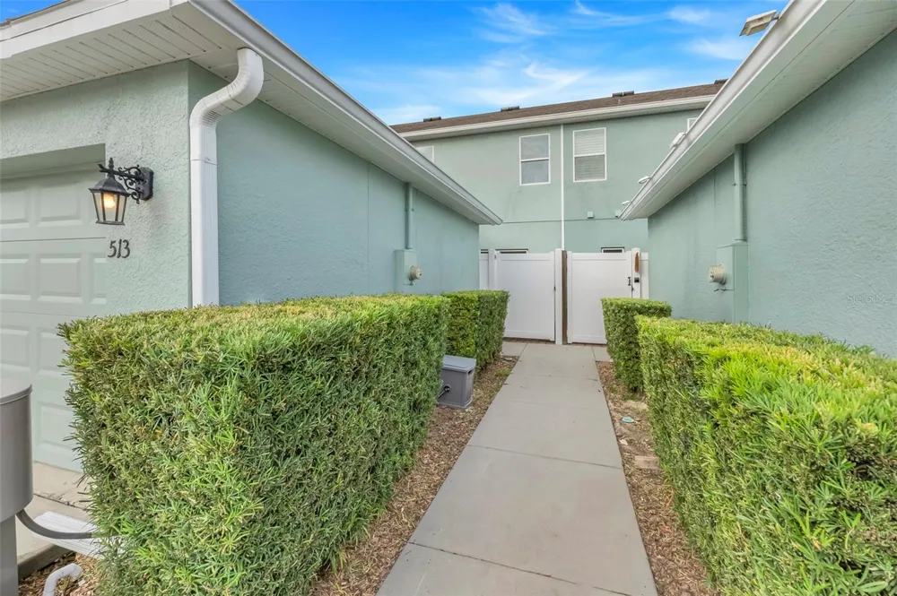513 JUNIPER SPRINGS DRIVE Groveland, FL 34736