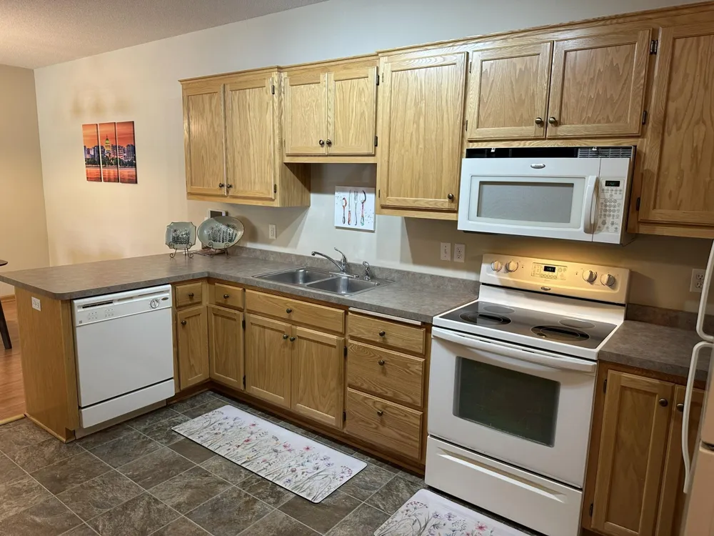 7817 W 145th Street Savage, MN 55378