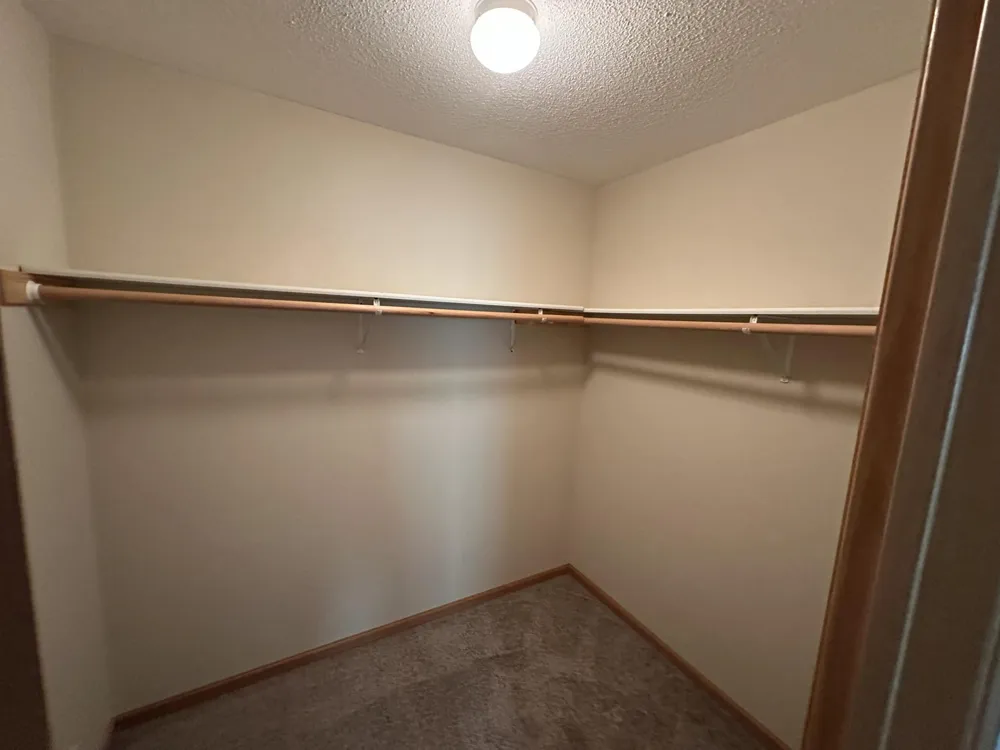 7817 W 145th Street Savage, MN 55378