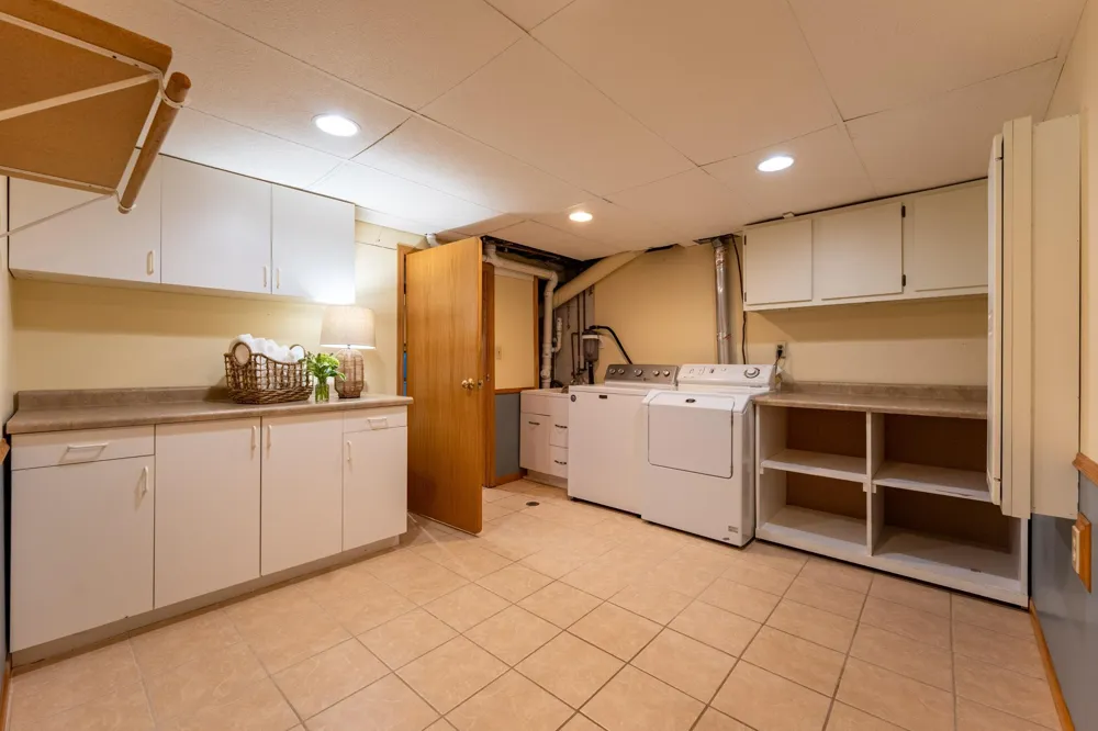 15771 Sherwood Trail Zumbrota, MN 55992