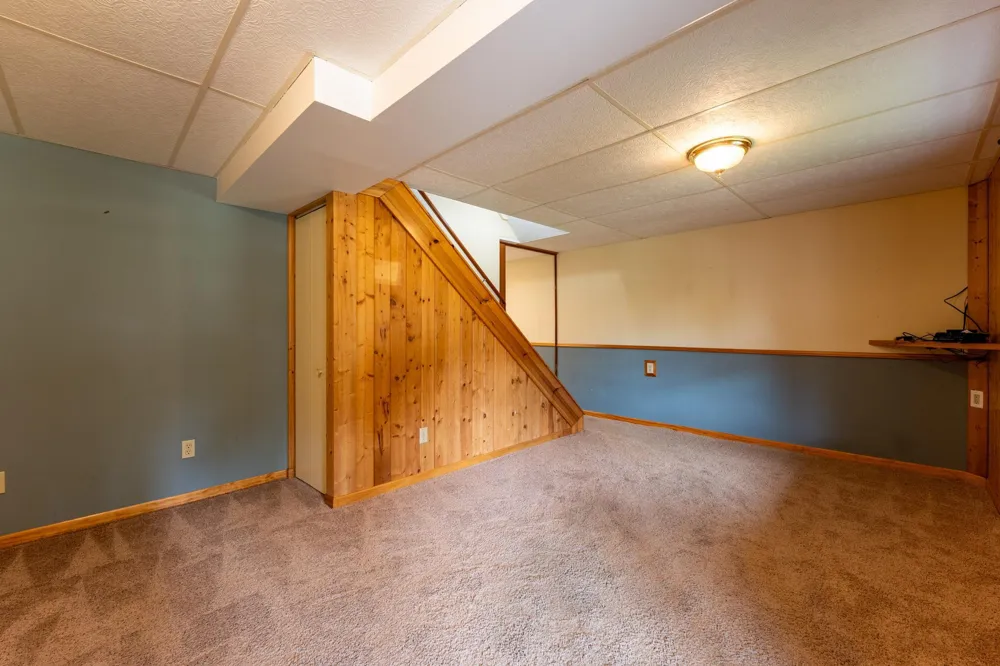 15771 Sherwood Trail Zumbrota, MN 55992