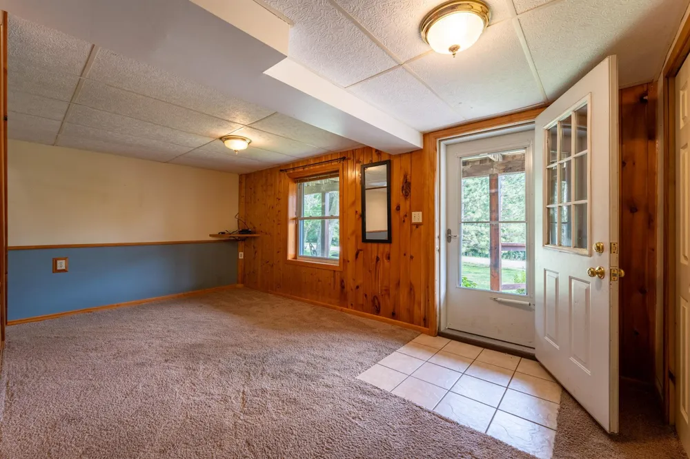 15771 Sherwood Trail Zumbrota, MN 55992