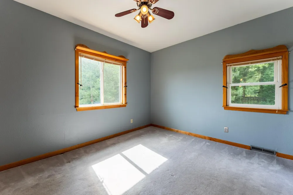 15771 Sherwood Trail Zumbrota, MN 55992