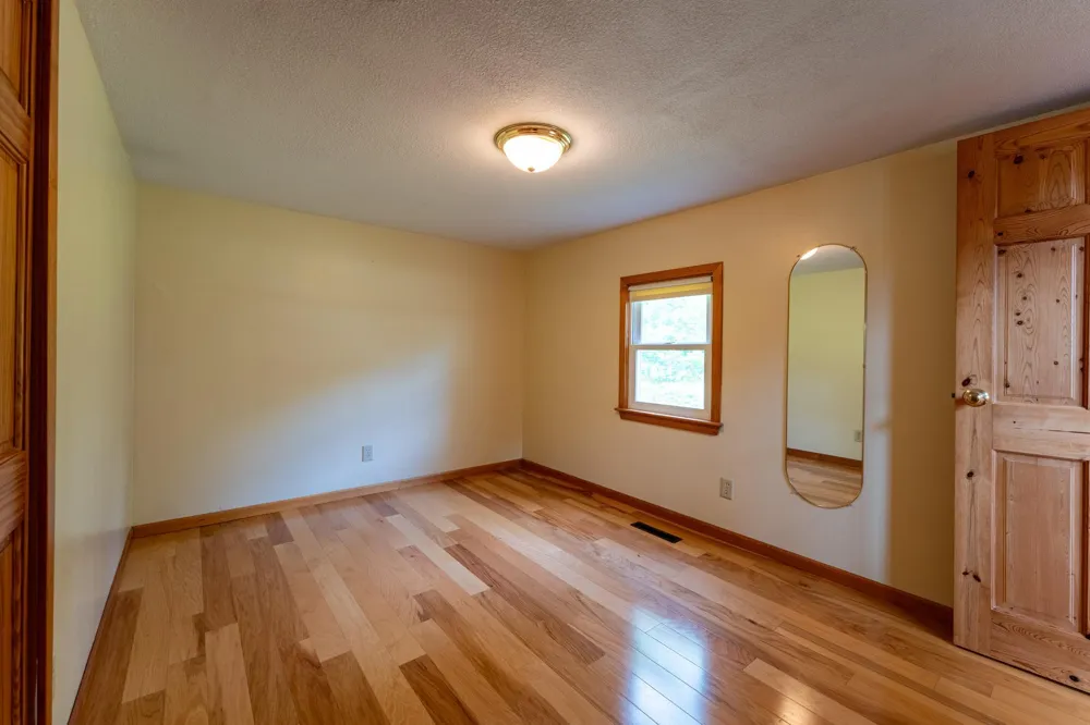15771 Sherwood Trail Zumbrota, MN 55992