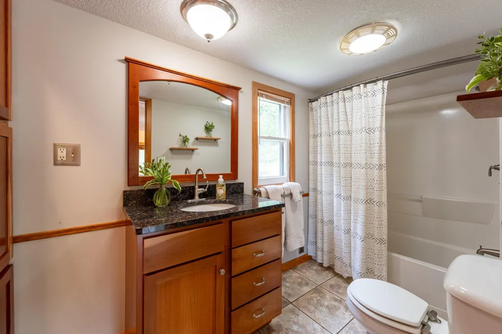 15771 Sherwood Trail Zumbrota, MN 55992