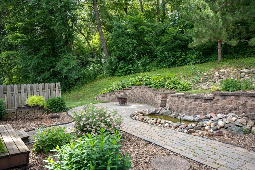 15771 Sherwood Trail Zumbrota, MN 55992