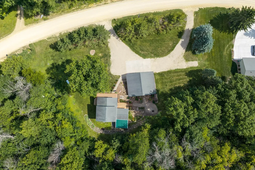 15771 Sherwood Trail Zumbrota, MN 55992