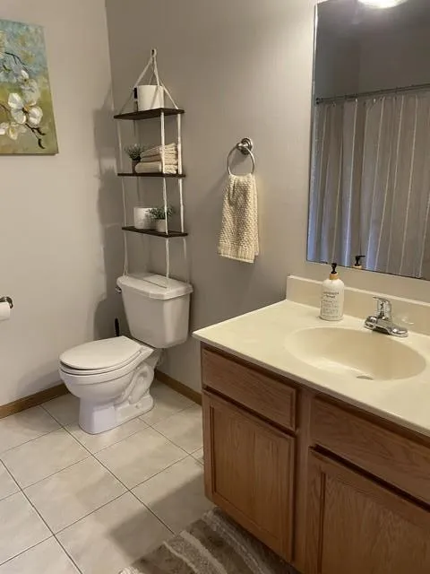 1321 Lake Drive W #320 Chanhassen, MN 55317