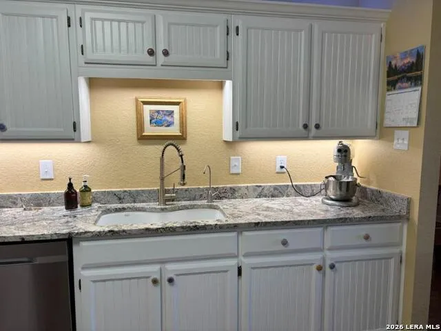 625 SECOND ST Comfort, TX 78013