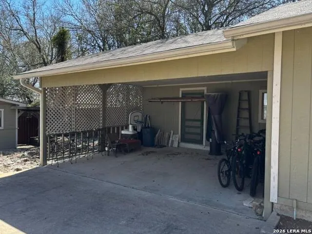 625 SECOND ST Comfort, TX 78013