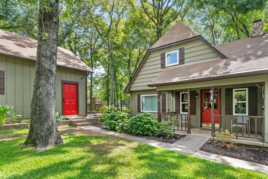 103 Deer Island Road Mabank, TX 75156
