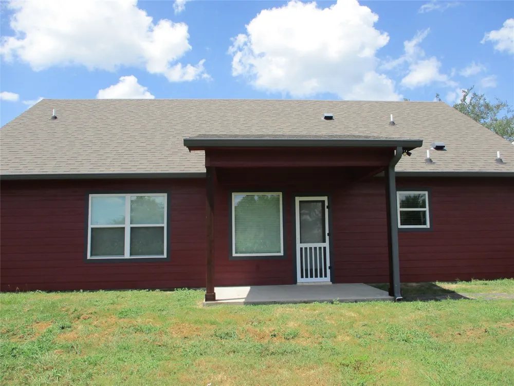 148 Mill Street Emory, TX 75440