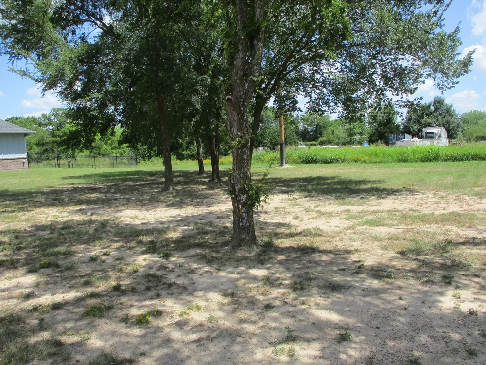 148 Mill Street Emory, TX 75440