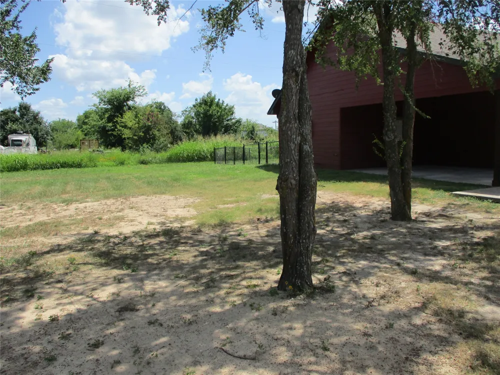 148 Mill Street Emory, TX 75440