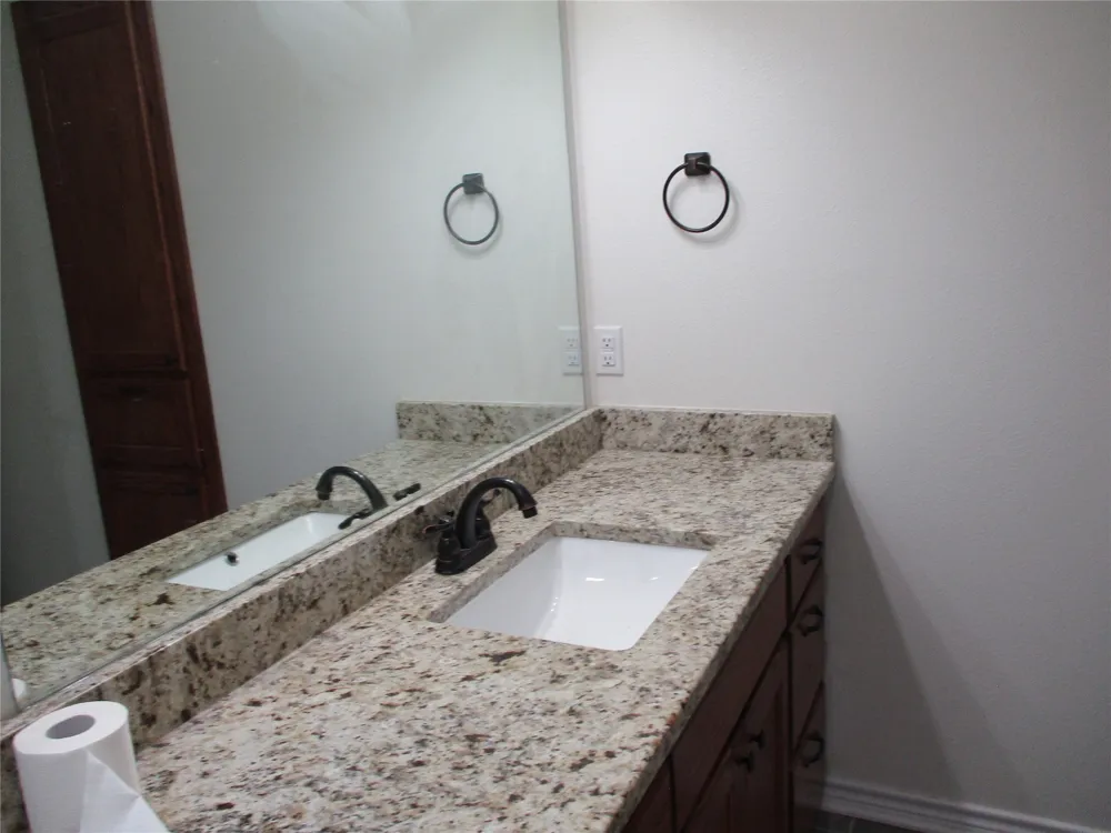 148 Mill Street Emory, TX 75440