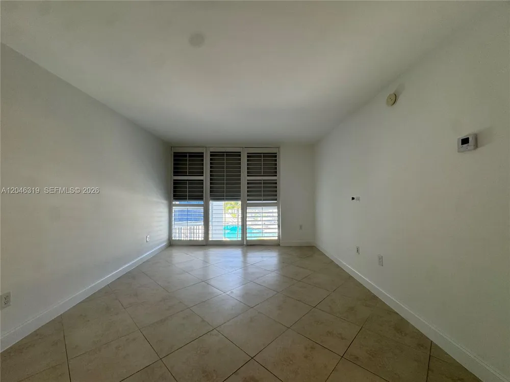 10275 Collins Ave #318 Bal Harbour, FL 33154