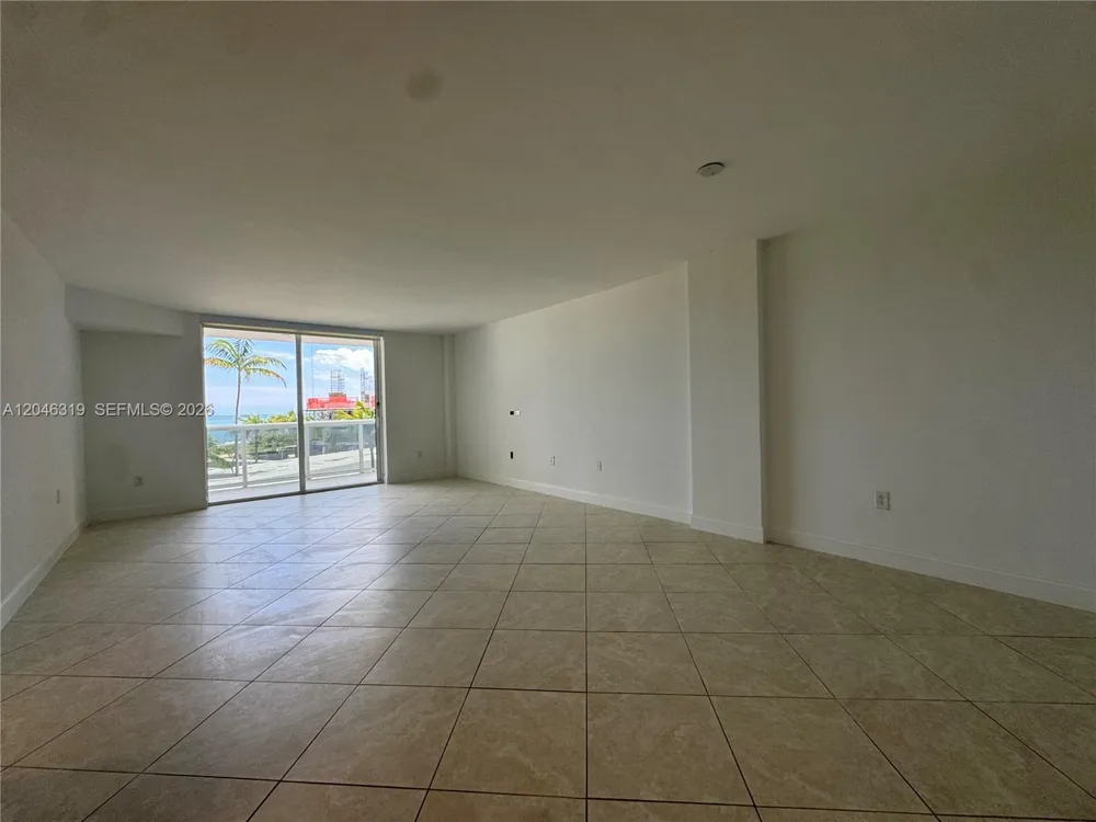10275 Collins Ave #318 Bal Harbour, FL 33154
