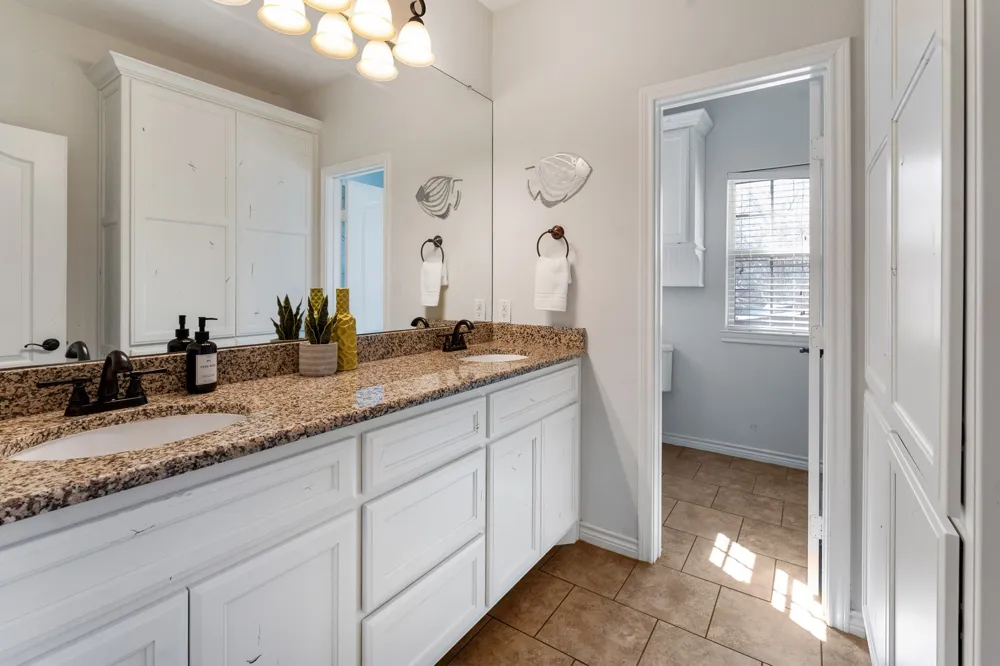 156 Palisade Drive Mabank, TX 75156
