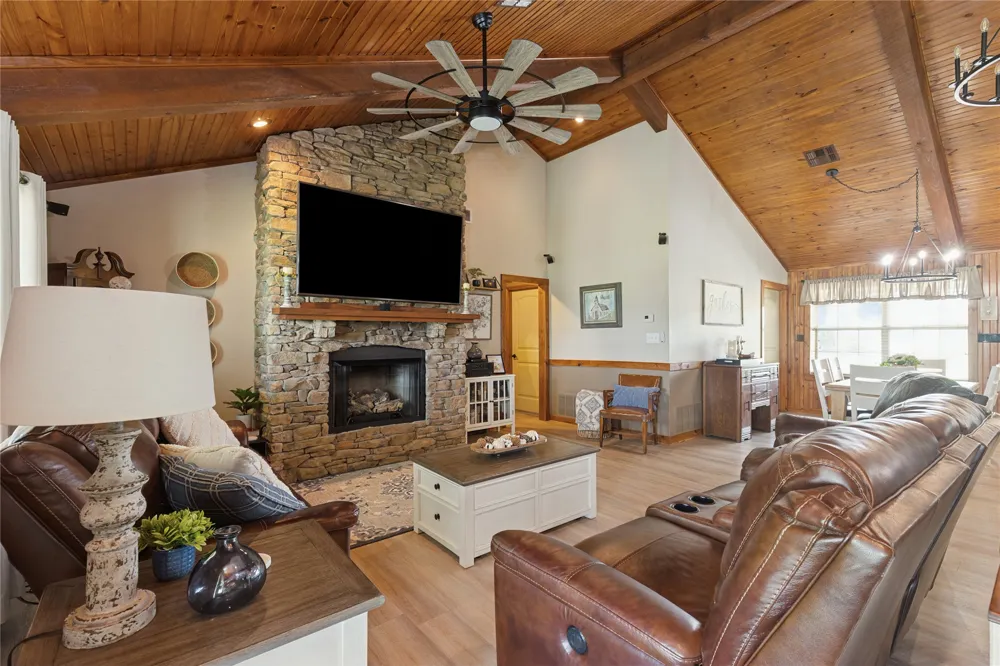 11 CR 3103 New Boston, TX 75570