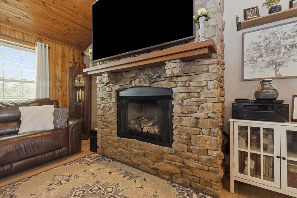 11 CR 3103 New Boston, TX 75570