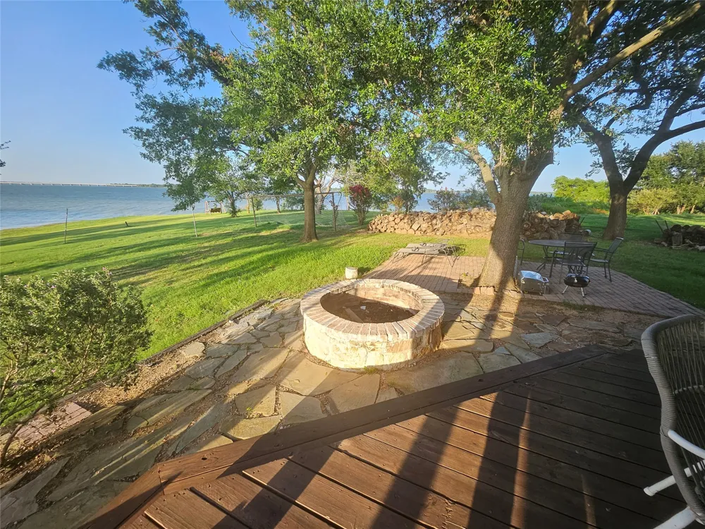 465 Peninsula Drive Lakewood Village, TX 75068