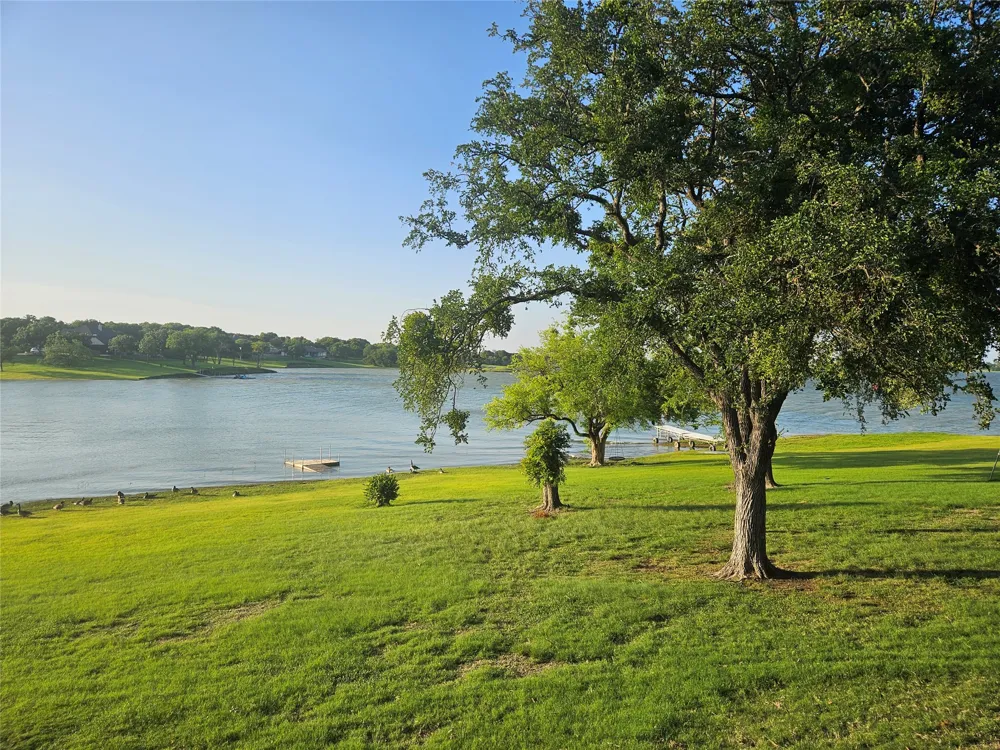 465 Peninsula Drive Lakewood Village, TX 75068