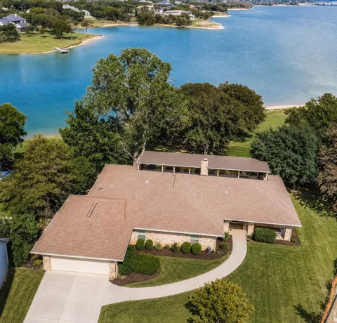 465 Peninsula Drive