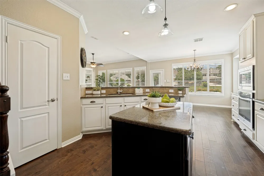 1521 Briar Meadow Drive Keller, TX 76248