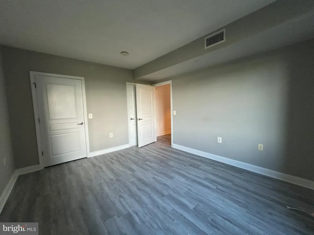 2451 MIDTOWN AVENUE #705 Alexandria, VA 22303
