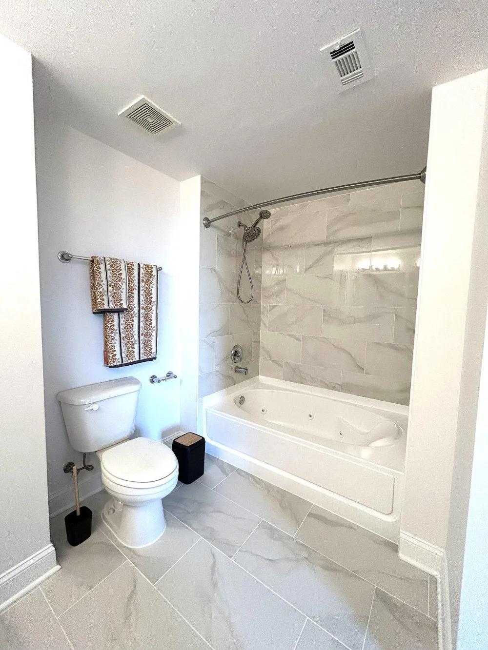2451 MIDTOWN AVENUE #705 Alexandria, VA 22303