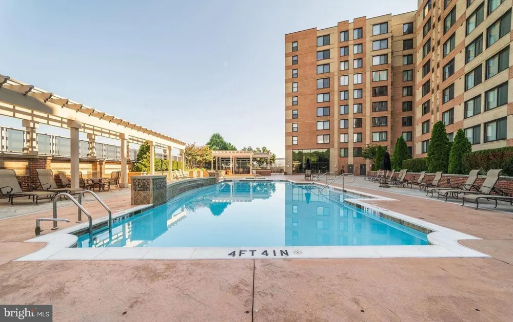 2451 MIDTOWN AVENUE #705 Alexandria, VA 22303