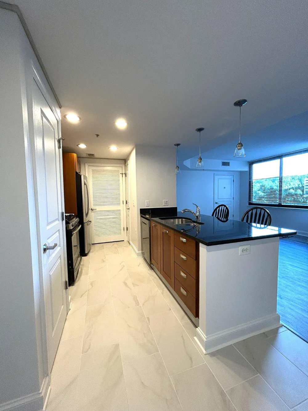 2451 MIDTOWN AVENUE #705 Alexandria, VA 22303