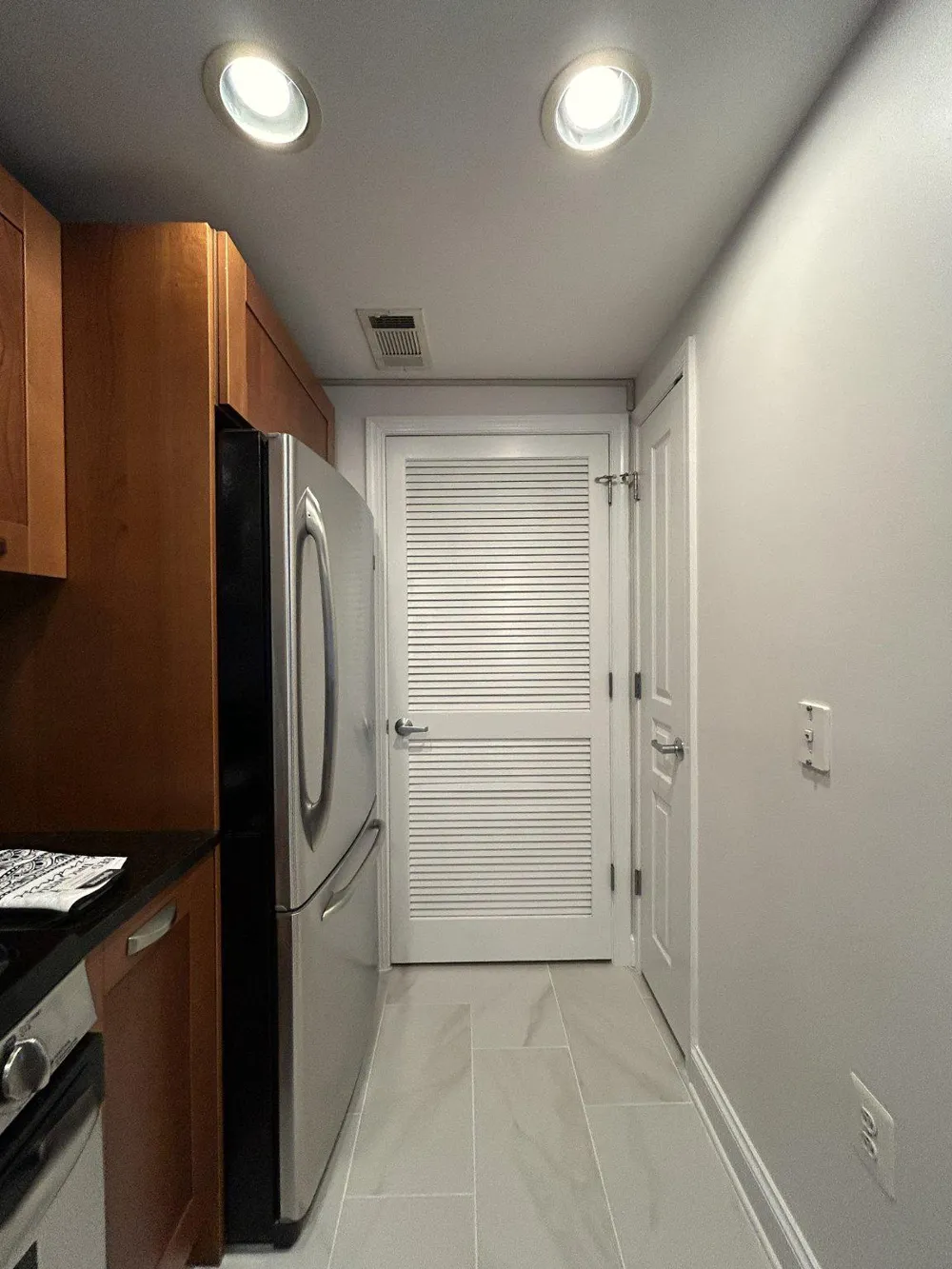 2451 MIDTOWN AVENUE #705 Alexandria, VA 22303