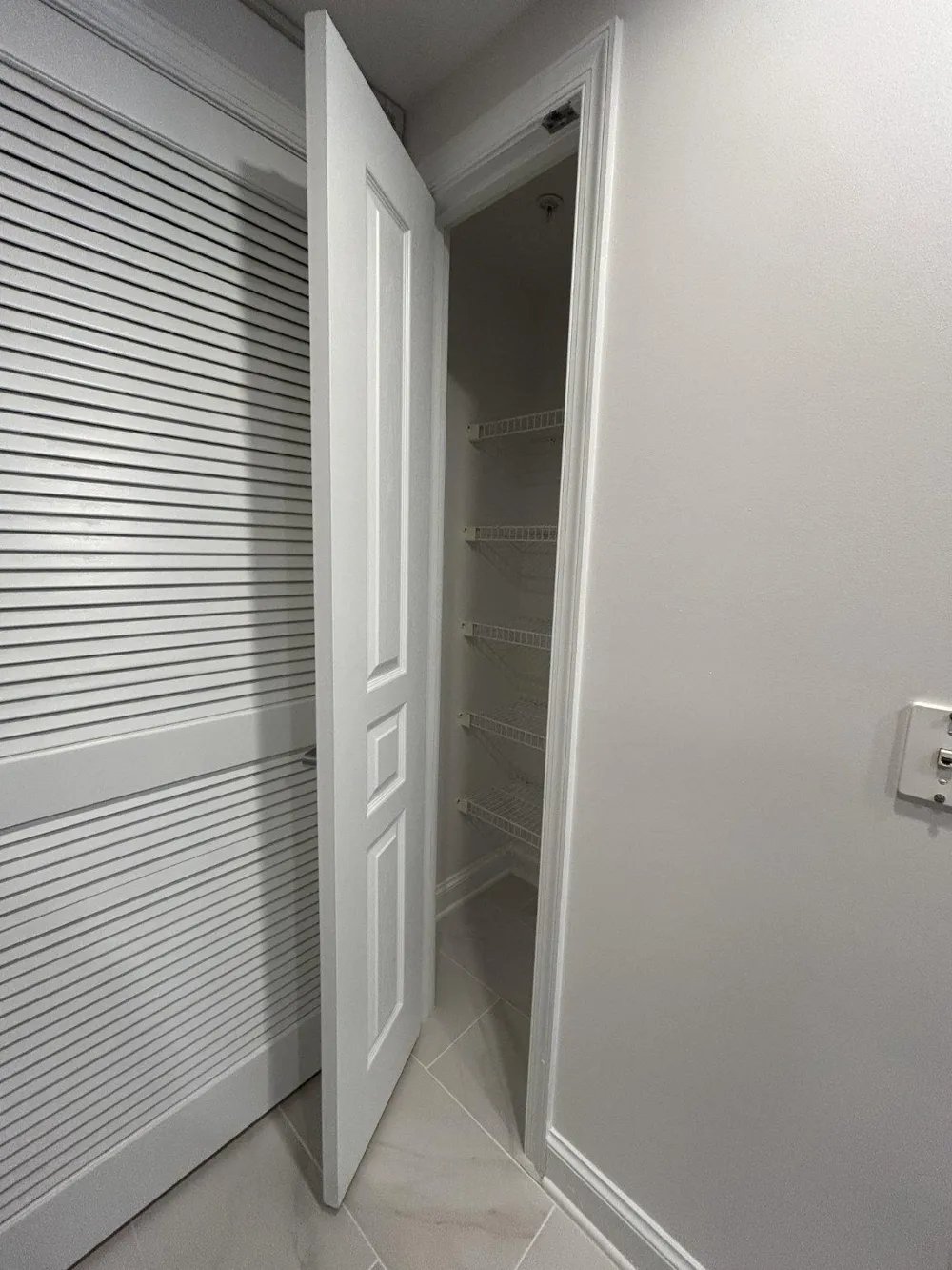 2451 MIDTOWN AVENUE #705 Alexandria, VA 22303