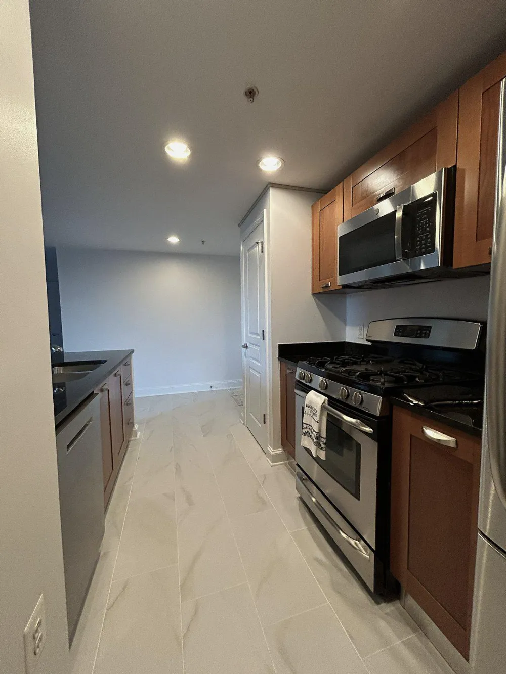 2451 MIDTOWN AVENUE #705 Alexandria, VA 22303